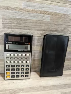 CM-100 CASIO High Solar Cell Math Calculator Cover Split
