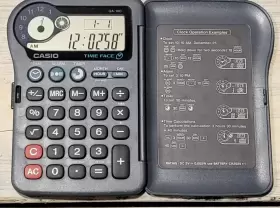 QA-100GY CASIO Folding Calculator
