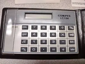 LC126 COMPEX Solar Credit Card Calculator Taiwan #2