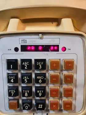 00560 GTE Automatic Electric Telephone Clock Calculator