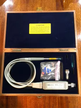 85024A HP Hewlett Packard High Frequency Probe Wood Box Clasp