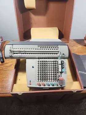 8F-213 MONROE Monro Matic Calculator Box