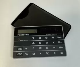 JE-373U PANASONIC Solar Calculator Credit Card