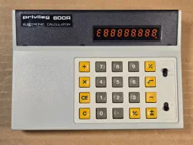 800R PRIVILEG QUELLE Calculator Great