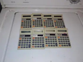 65-560A RADIOSHACK Radio Calculators