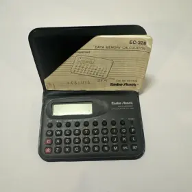 65-944 RADIOSHACK Radio Data Memory Calculator
