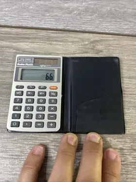89260 RADIOSHACK Radio Calculator Ec Mity Battery Solar