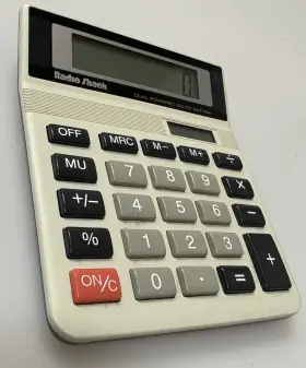 EC-2019 RADIOSHACK Radio Dual Calculator Solar Battery