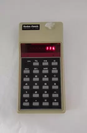 EC-226 RADIOSHACK Radio Memory Calculator Batteries Math #2