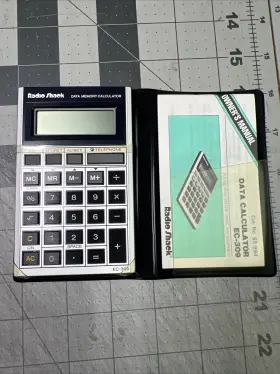 EC-309 RADIOSHACK Radio Calculator Holder