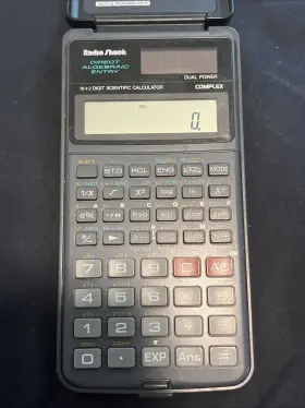 EC-4041 RADIOSHACK Radio Scientific Calculator Dual Power