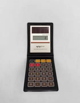 EC-410 RADIOSHACK Radio Mity Folding Solar Calculator