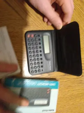 EC328 RADIOSHACK Radio Data Memory Calculator
