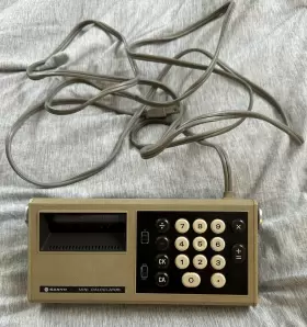 ICC-811 SANYO Mini Desktop Calculator #2