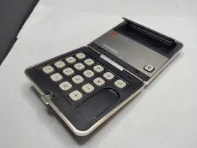 EL-8009S SHARP Elsi Mate Calculator