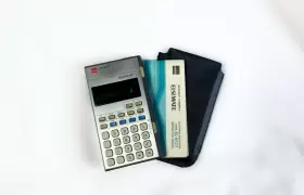 EL-8127 SHARP Elsi Mate Calculator