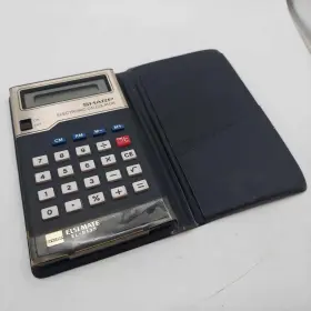 EL-8133 SHARP Handheld Calculator Elsi Mate