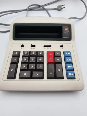 QS-111 SHARP Compet Calculator