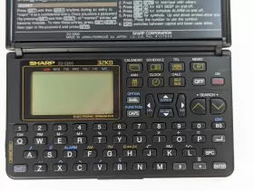 ZQ-2200 SHARP Organizer Box Manual #3