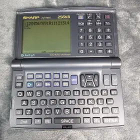ZQ-5650 SHARP Organizer Pocket Calculator