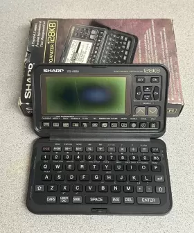 ZQ-6200 SHARP Organizer Pocket Calculator