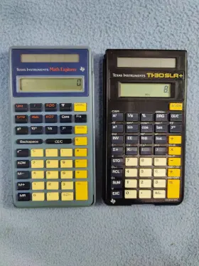 T-0592 TEXAS INSTRUMENTS Calculators Math Explorer Slr