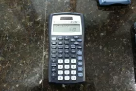 T1-30X TEXAS INSTRUMENTS Iis Solar Scientific Calculator