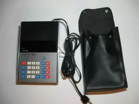 767-A UNISONIC Calculator Desk