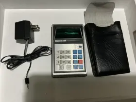 811-C UNISONIC Calculator