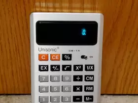 CB-14 UNISONIC Pocket Calculator Vacuum Fluorescent Display #2