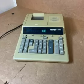 1570-4 VICTOR Calculator