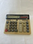 Sharp Elsi Mate El-2135 Twin Power S12 Memory Safe Calculator. Fixed Price $20.00.