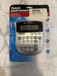 Texas Instruments Ti-1795sv Desktop Calculator 8digit Lcd Ti1795sv Solar/battery. Fixed Price $9.99.
